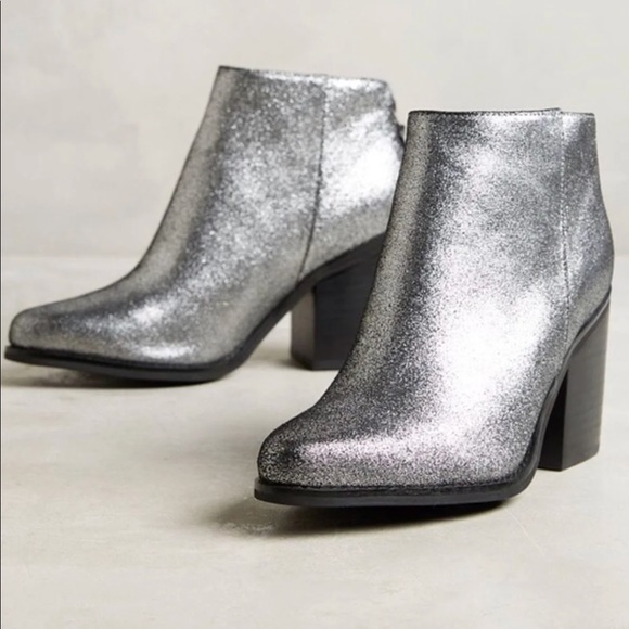 Anthropologie A over A Brook Ankle Boots Booties - Picture 2 of 8